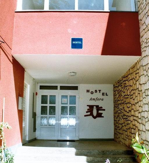 Hostel Amfora