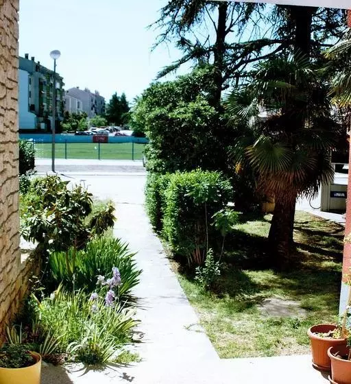 Hostel Amfora