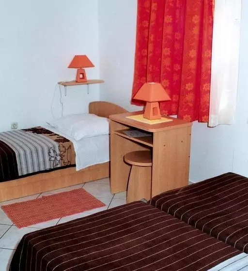Hostel Amfora
