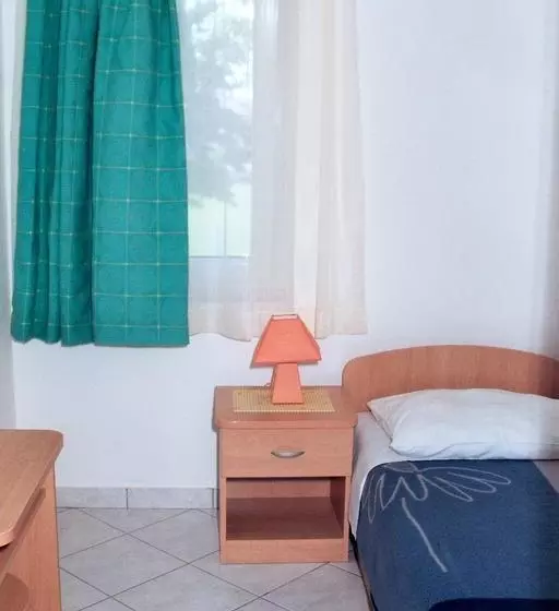 Hostel Amfora