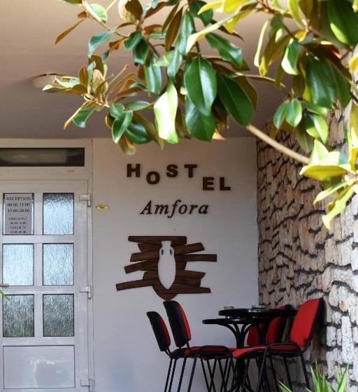 Hostel Amfora