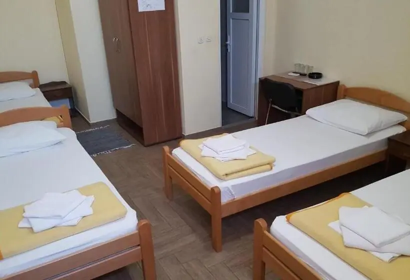 Hostel Kristal