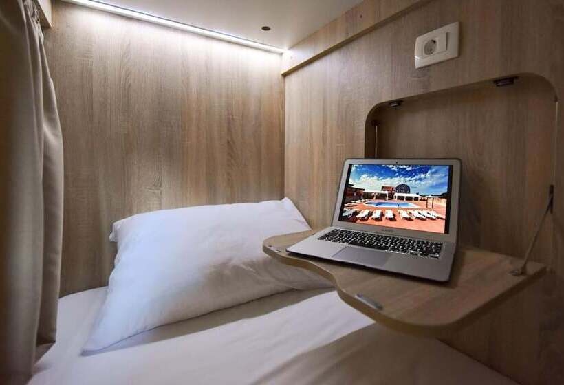 Hostel Zrce   Adults Only