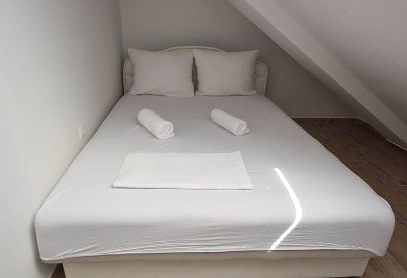 Hostel Zrce   Adults Only