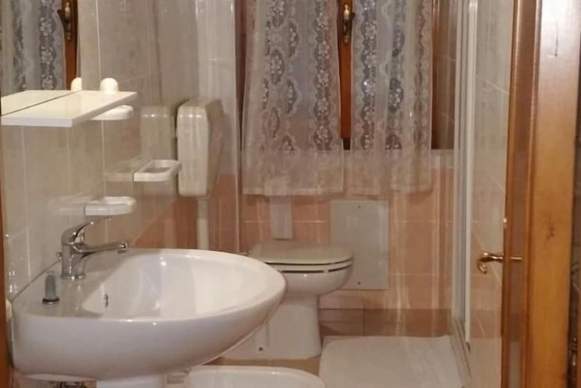 Отель Antica Pensione Pinna