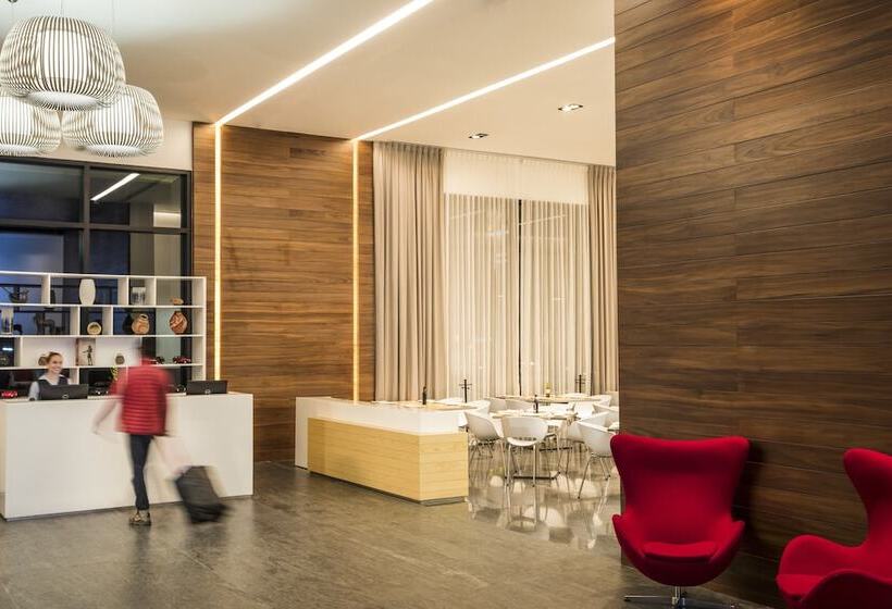 هتل Fiesta Inn Chihuahua Fashion Mall