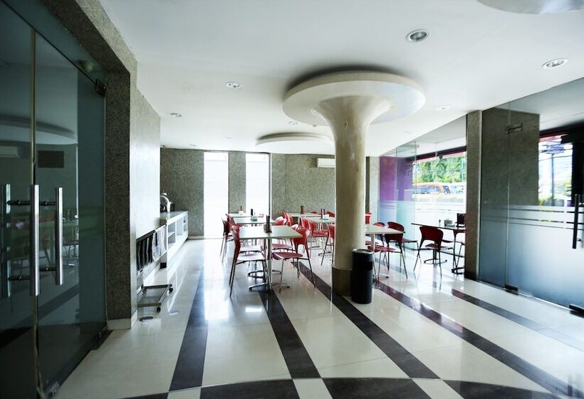 Hotel Collection O Manggis Inn