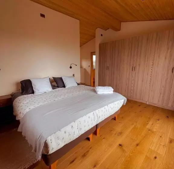 Hotel Refugio Pullao