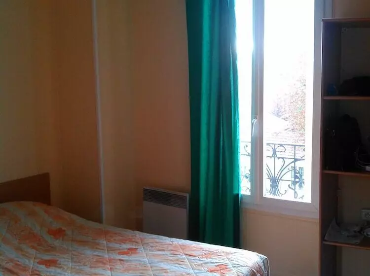 ホテル Victor Hugo