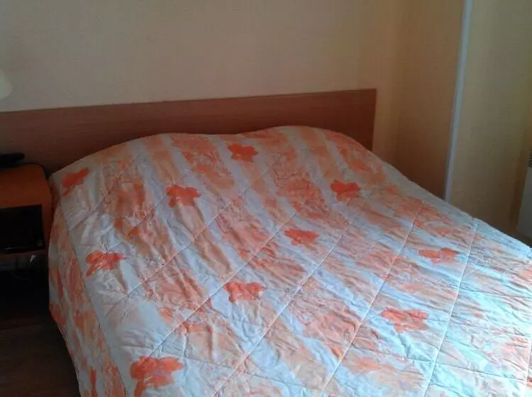 ホテル Victor Hugo