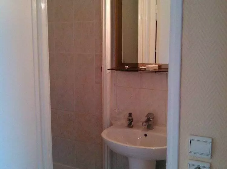 ホテル Victor Hugo