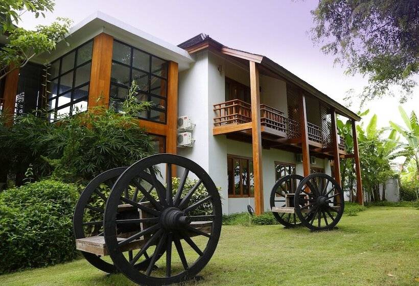 Mount Inle Hotel & Resorts