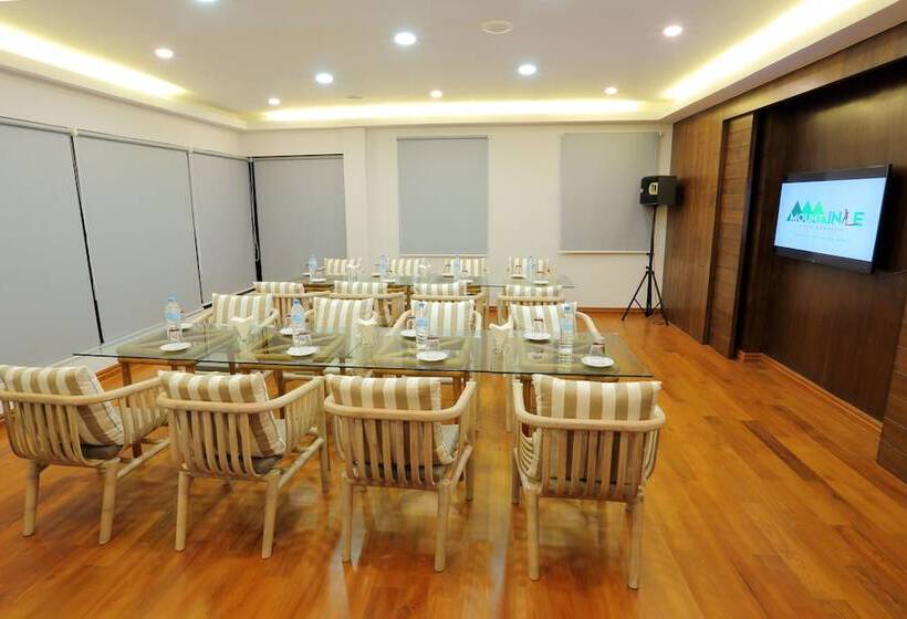 Mount Inle Hotel & Resorts