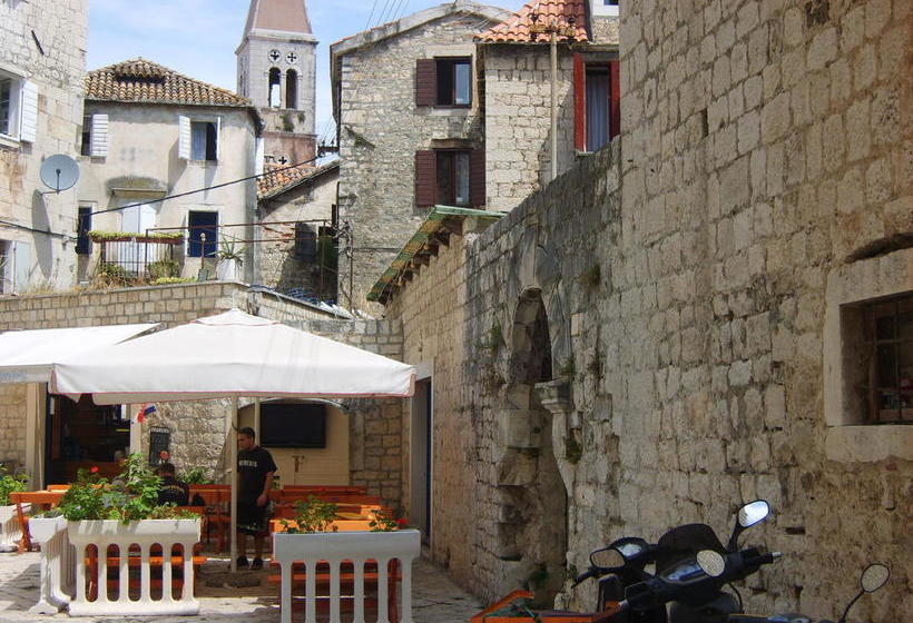 بنسيون Rooms Roso