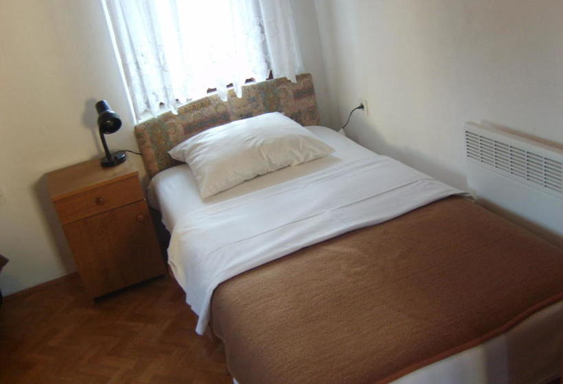 بنسيون Rooms Roso