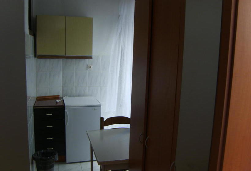 بنسيون Rooms Roso