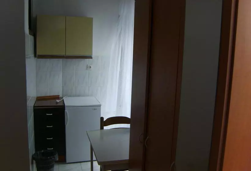 پانسیون Rooms Roso