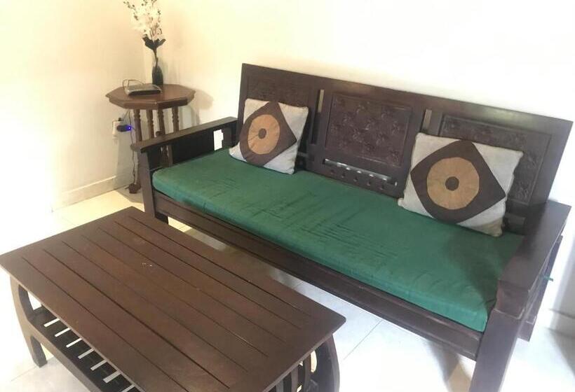 צימר Suastika Guest House Ubud