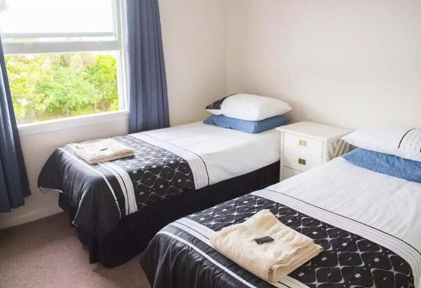 Retkeilymaja The Pier Lodge Bed And Breakfast