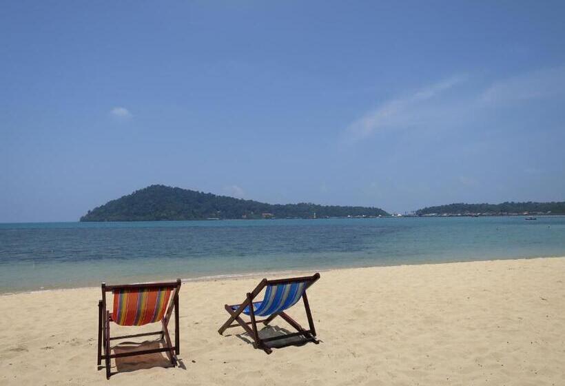 민박 Bangbaobeach Resort