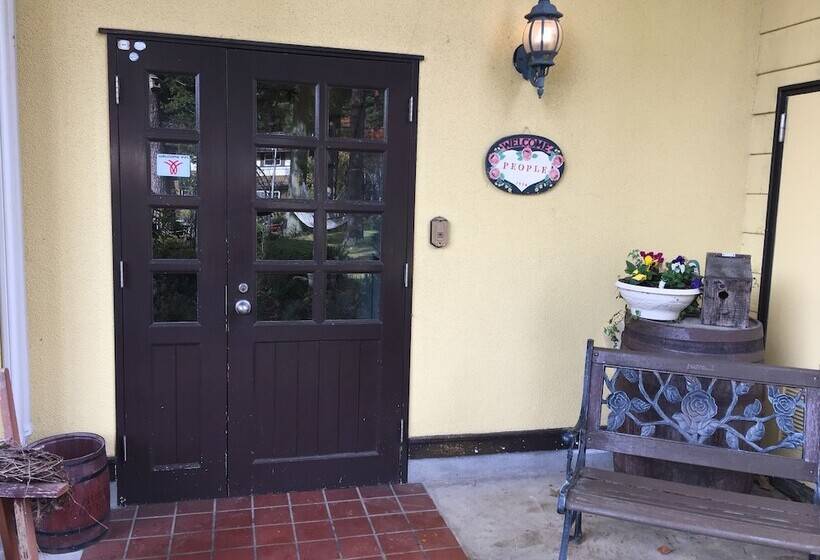 مبيت وإفطار Friendly Inn People