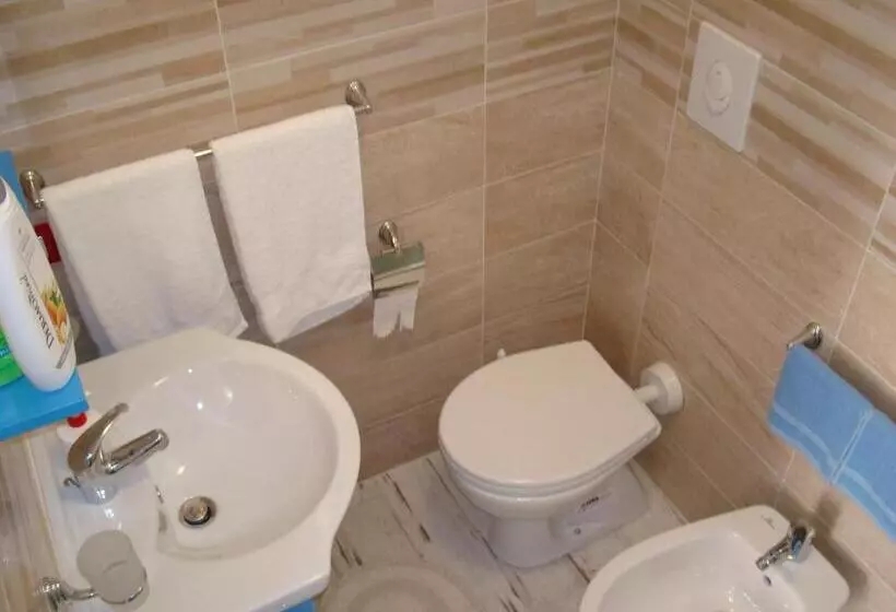 Aamiaismajoitus (B&B) Guest House Mare E Luna