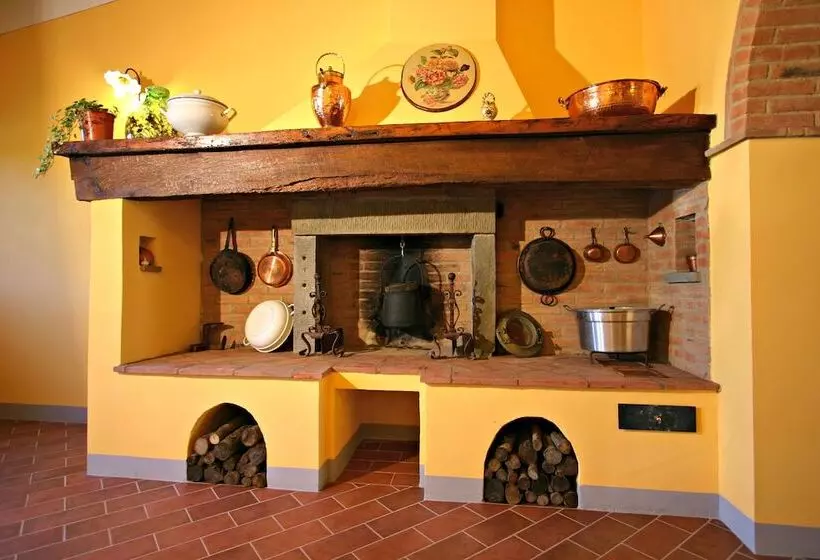 ホテル Agriturismo Pratovalle