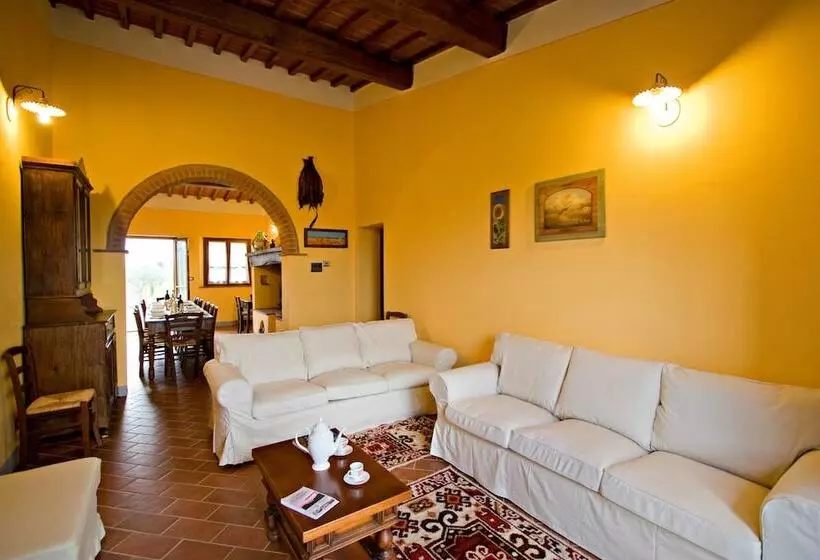 ホテル Agriturismo Pratovalle