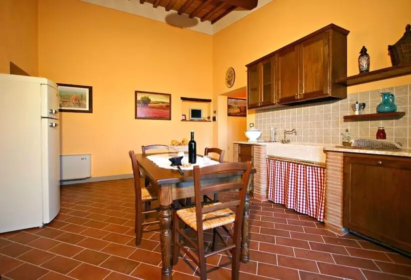 ホテル Agriturismo Pratovalle