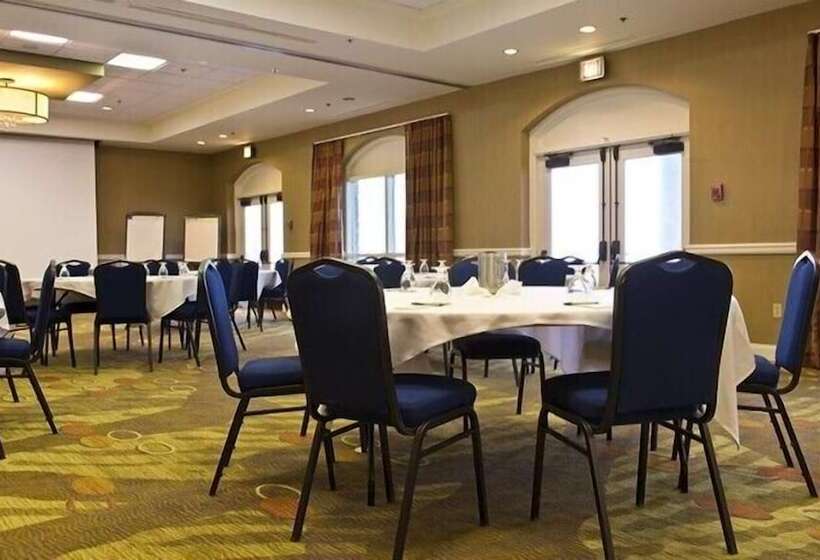 호텔 Amicalola Falls State Park And Lodge