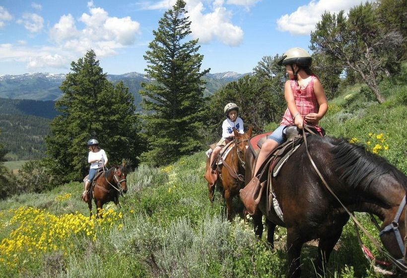 בית מלון כפרי Beaver Creek Lodge