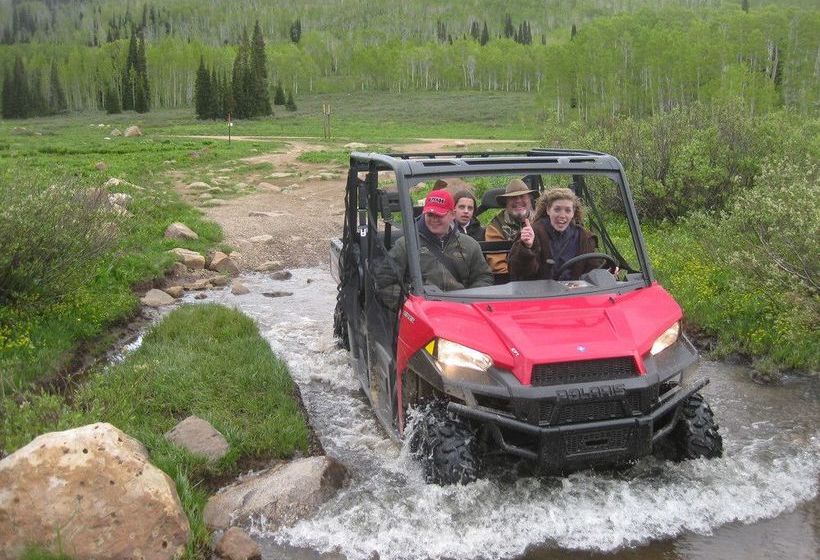 בית מלון כפרי Beaver Creek Lodge