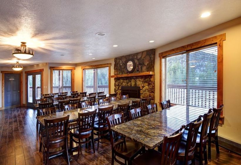 בית מלון כפרי Beaver Creek Lodge