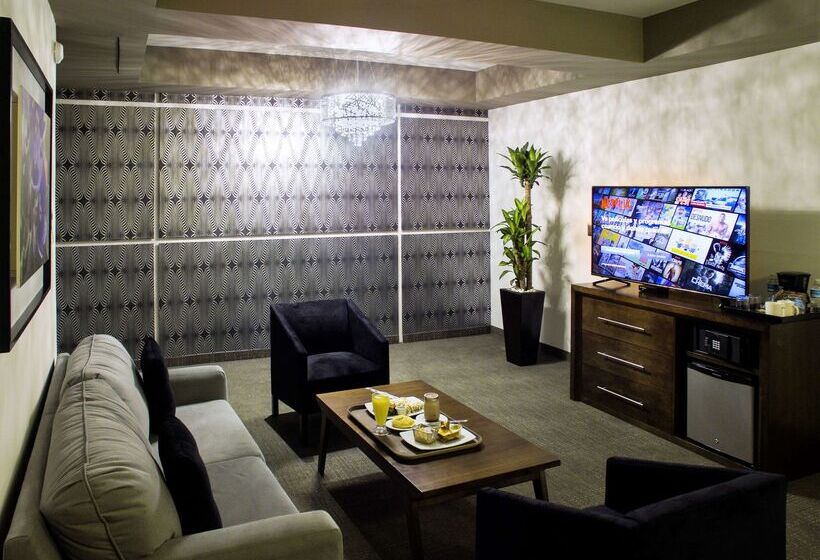 Отель Best Western Plus Santa Cecilia Pachuca