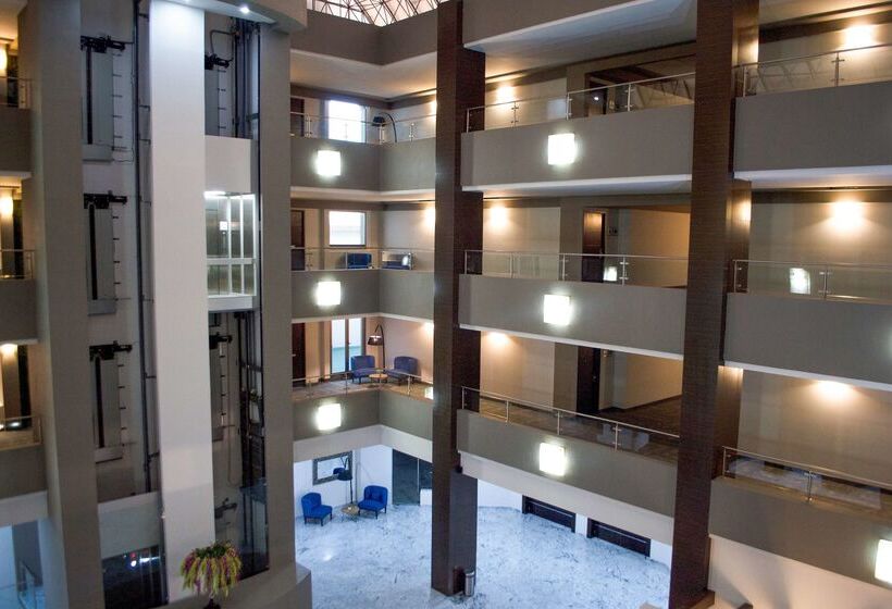 Отель Best Western Plus Santa Cecilia Pachuca