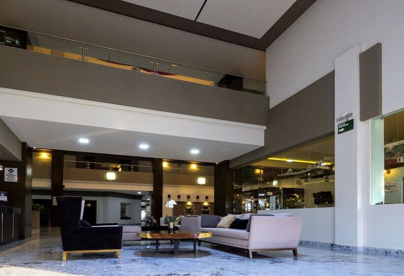 Отель Best Western Plus Santa Cecilia Pachuca