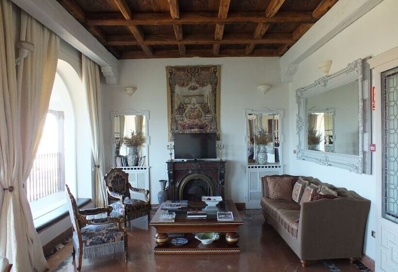 בית מלון כפרי Casa Palacio Villazambra