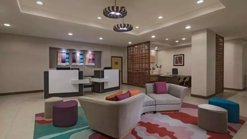 ホテル Fairfield By Marriott San Salvador