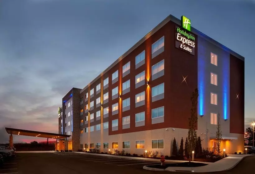 Hotelli Holiday Inn Express & Suites   Cincinnati North   Liberty Way, An Ihg