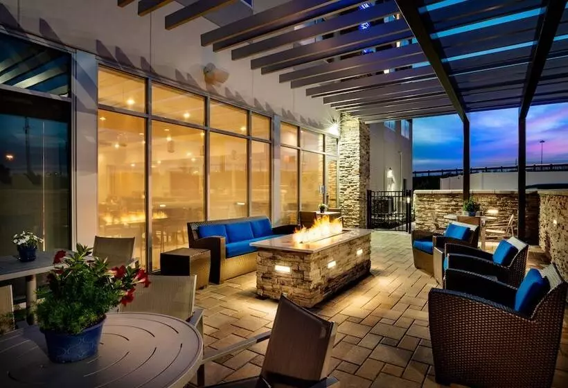 Hotelli Holiday Inn Express & Suites   Cincinnati North   Liberty Way, An Ihg