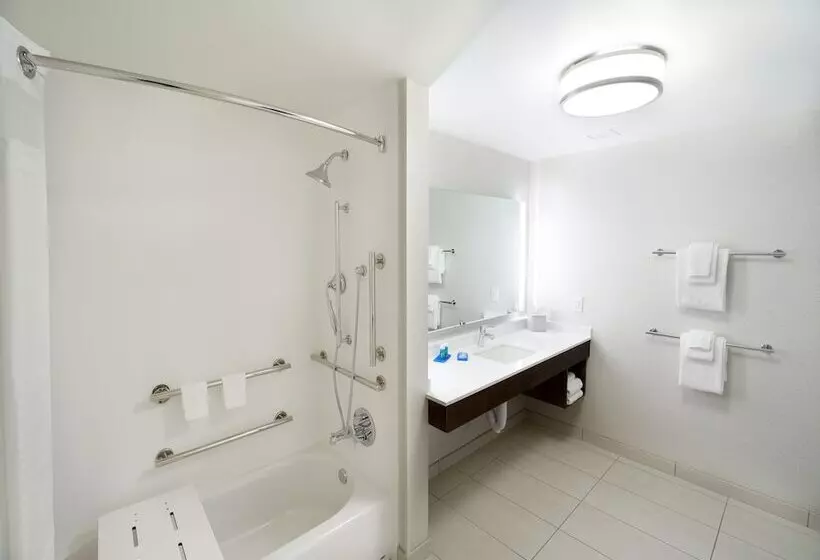 Hotelli Holiday Inn Express & Suites   Cincinnati North   Liberty Way, An Ihg