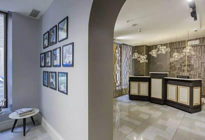هتل Indigo Milan   Corso Monforte, An Ihg