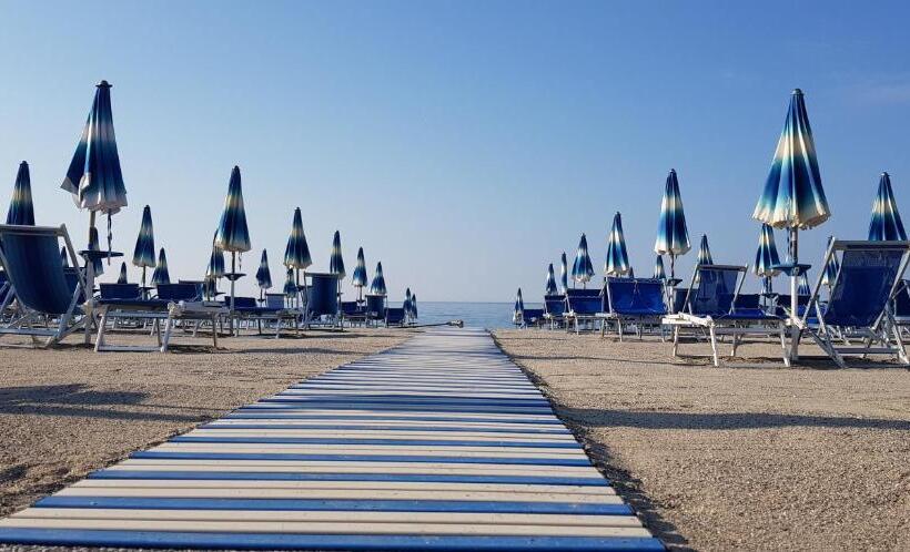 فندق Lido Resort