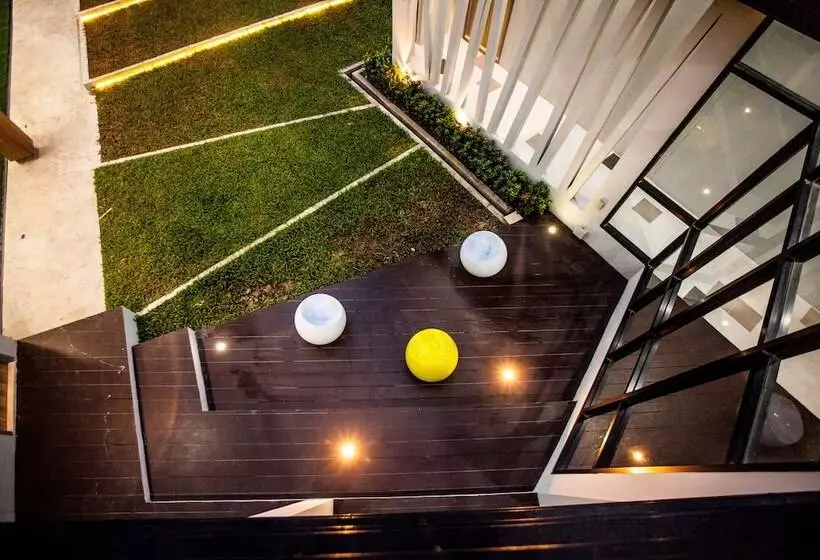 ホテル My Room By Sermsub