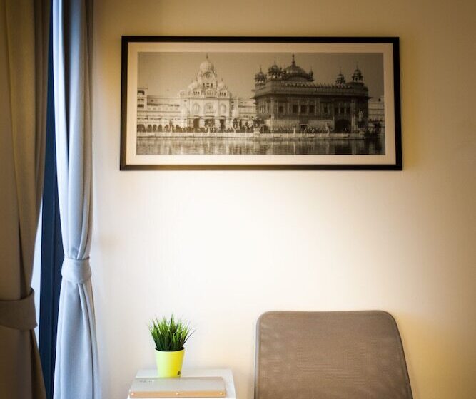 酒店 My Room By Sermsub