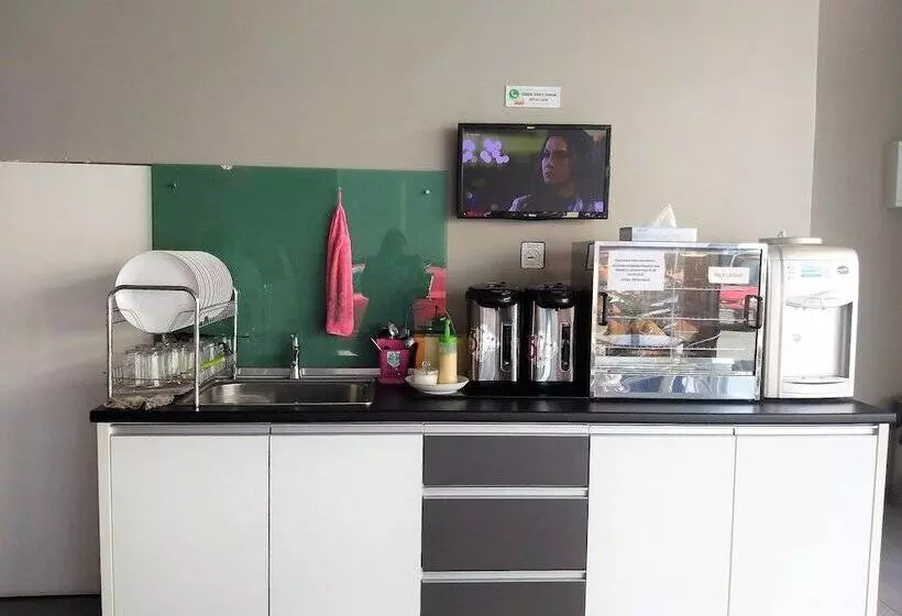 ホテル Nur Temerloh