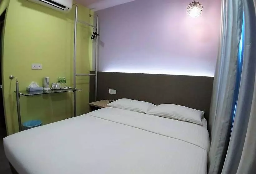 ホテル Nur Temerloh