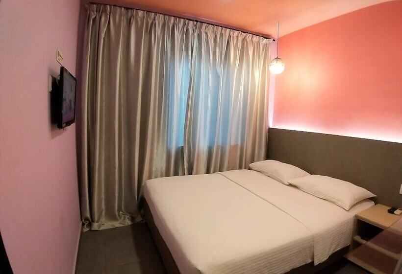 ホテル Nur Temerloh