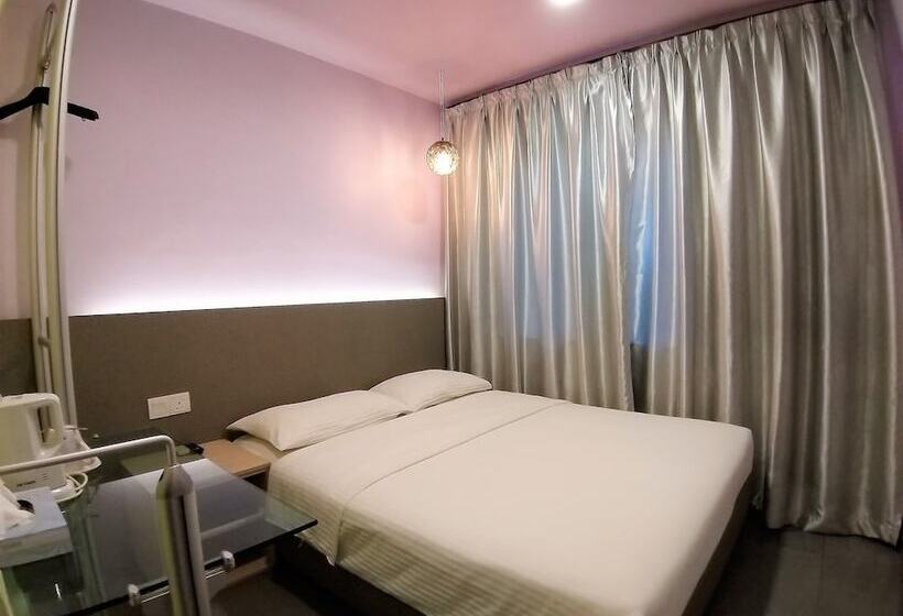 ホテル Nur Temerloh