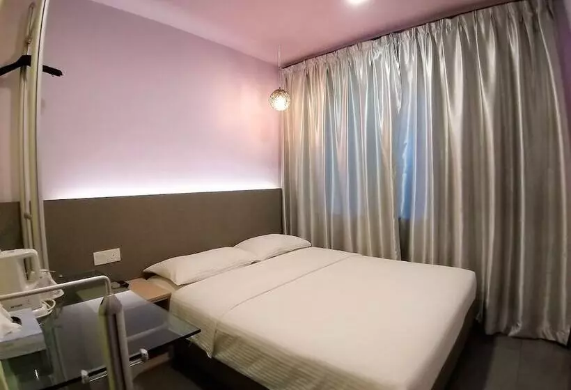 ホテル Nur Temerloh